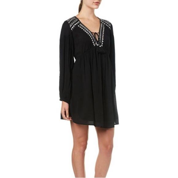 Band Of Gypsies Black Embroidered Boho Tassel Dress Size Large NWT - Picture 1 of 9